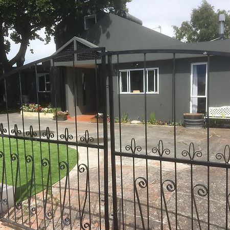 Sandy Feet Accommodation Christchurch Exterior foto